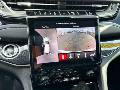 Used 2023 Jeep Grand Cherokee Trailhawk w/ Advanced Protech Group II image 30