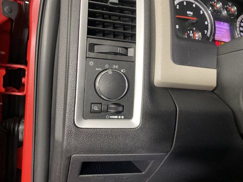 Used 2010 Dodge Ram 1500 Truck SLT image 20