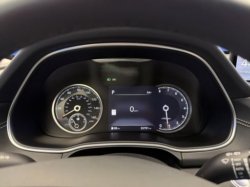 Used 2024 Genesis GV80 2.5T image 18