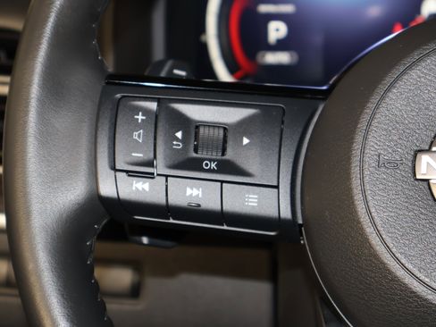 Used 2024 Nissan Rogue Platinum w/ Platinum Premium Package image 20