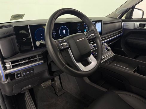 Used 2024 Hyundai Santa Fe Limited FWD image 23