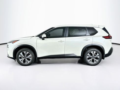 Used 2023 Nissan Rogue SV FWD image 4