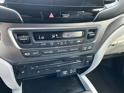 Used 2019 Honda Pilot EX-L image 24
