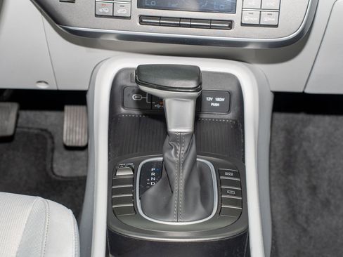 Used 2025 Hyundai Kona SEL image 24