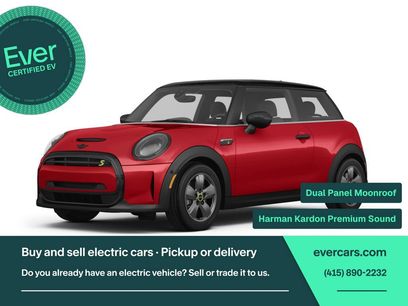 Used 2024 MINI Cooper SE w/ Signature Upholstery Package