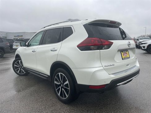 Used 2019 Nissan Rogue SL w/ Premium Package image 9