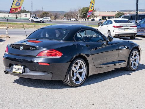 Used 2014 BMW Z4 sDrive28i image 9