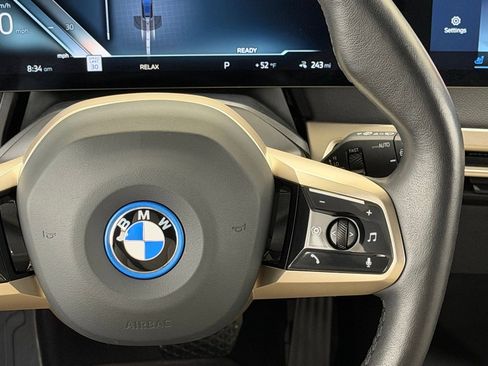 Used 2023 BMW iX xDrive50 w/ Premium Package AWD/4WD image 13
