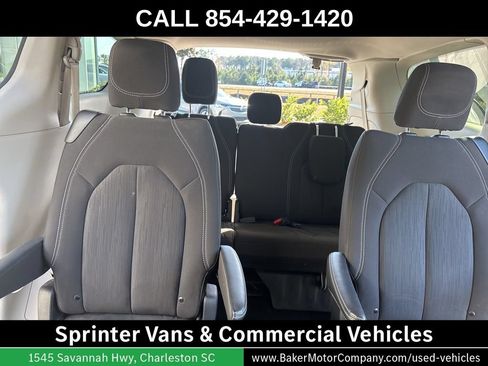 Used 2024 Chrysler Voyager LX FWD image 27