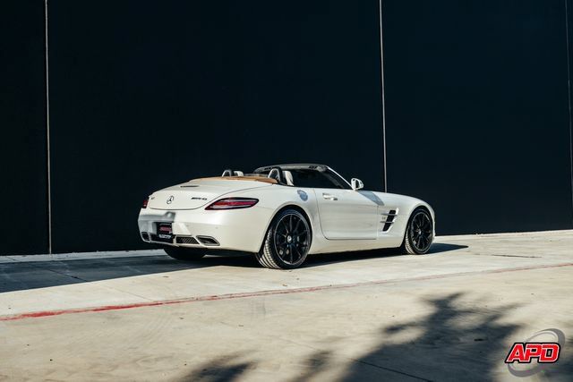 Used 2012 Mercedes-Benz SLS AMG Roadster image 52