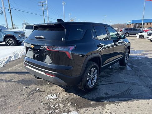 Used 2025 Chevrolet Equinox LT image 5