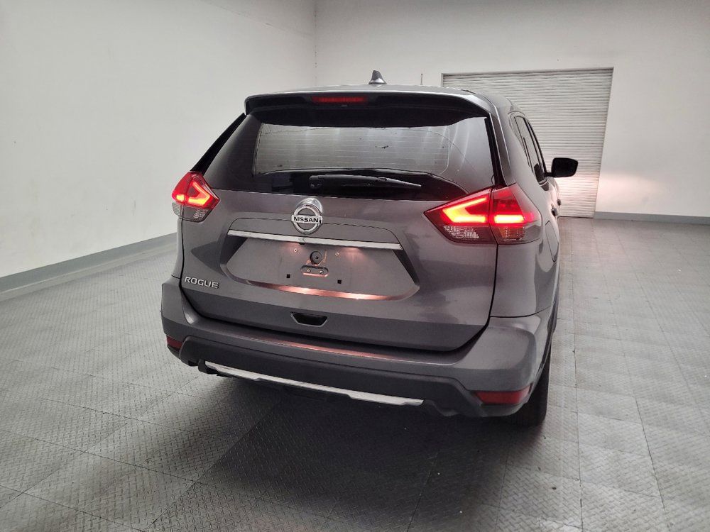 Used 2020 Nissan Rogue S FWD image 7