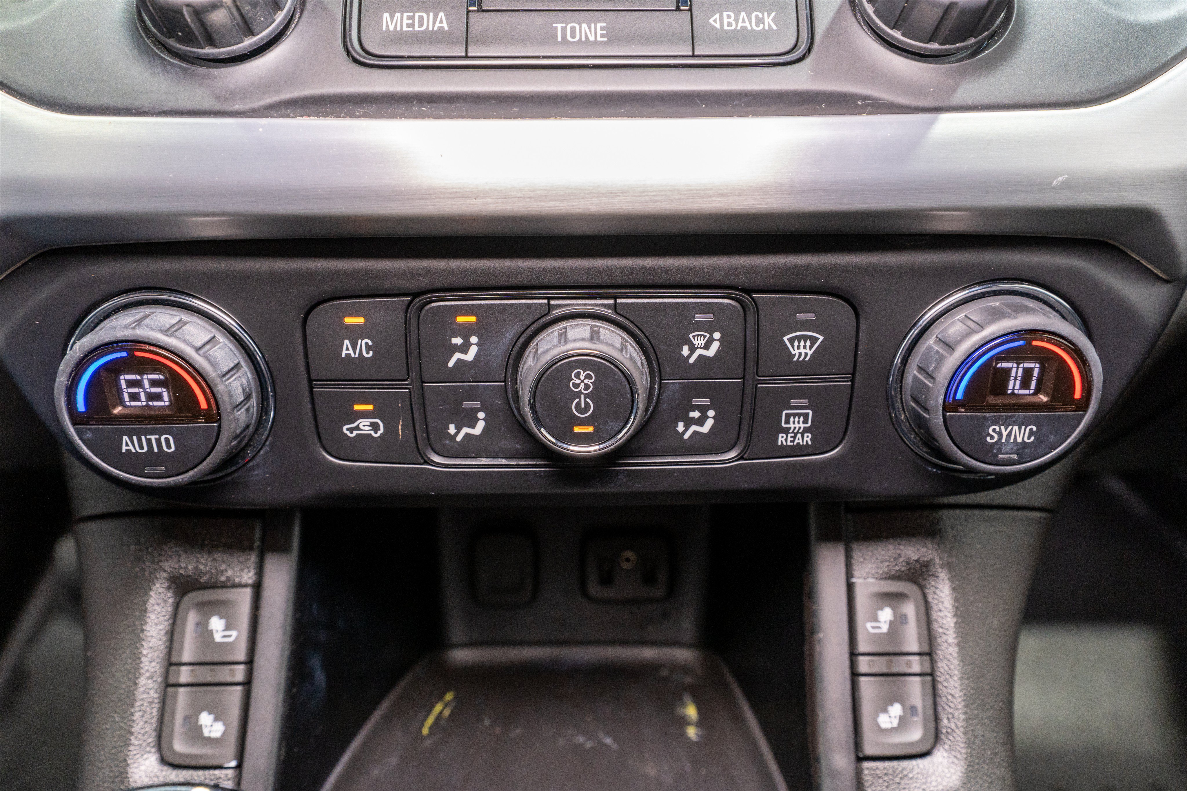 Used 2019 GMC Acadia SLT FWD image 21