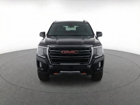 Used 2021 GMC Yukon XL AT4 w/ Rear Media and Nav Package image 3
