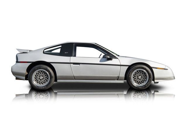 Used 1986 Pontiac Fiero GT RWD image 2