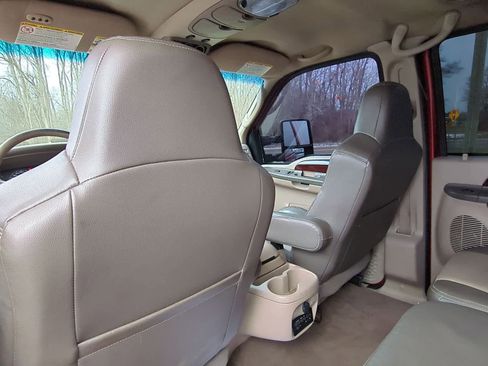 Used 2004 Ford Excursion Eddie Bauer image 19