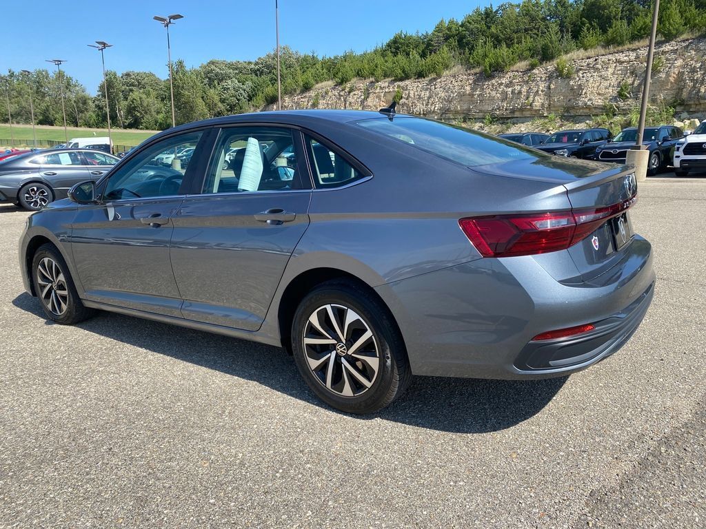Used 2025 Volkswagen Jetta S FWD image 4