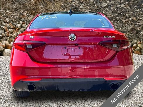 Used 2022 Alfa Romeo Giulia Ti w/ Active Assist Plus Package AWD/4WD image 4