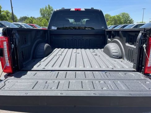 New 2026 Ford F250 XLT w/ XLT Premium Package AWD/4WD image 24