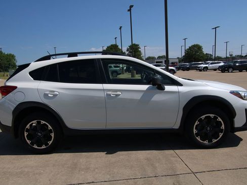 Used 2021 Subaru Crosstrek 2.0i w/ Popular Package #1 AWD/4WD image 4