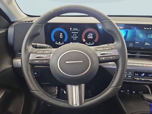 Certified 2025 Hyundai Kona SEL AWD/4WD image 14