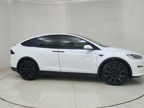 Used 2022 Tesla Model X Plaid image 66