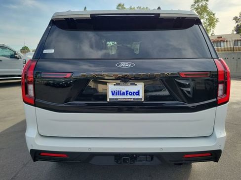 New 2026 Ford Expedition Tremor image 24