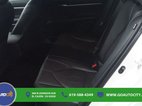 Used 2022 Toyota Camry XSE w/ Navigation Package FWD image 14