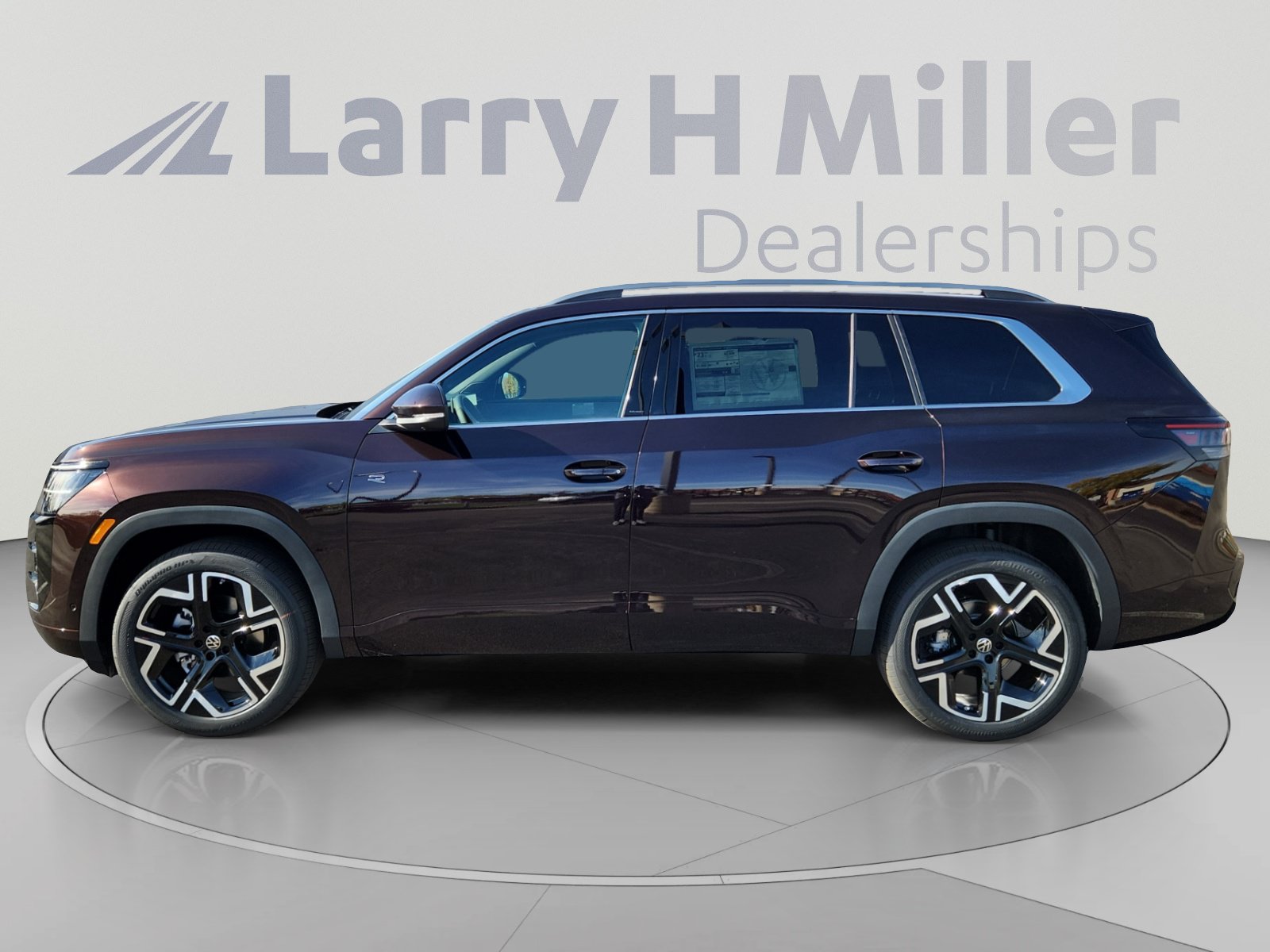 New 2027 Volkswagen Atlas SEL Premium R-Line AWD/4WD image 2