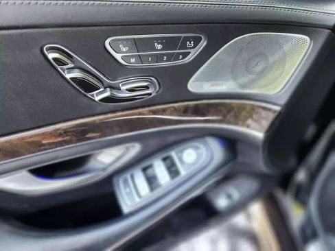 Used 2015 Mercedes-Benz S 63 AMG 4MATIC Sedan image 22