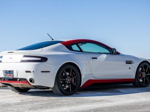 Used 2006 Aston Martin V8 Vantage Coupe image 29