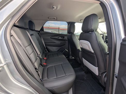 Used 2026 Chevrolet TrailBlazer LT w/ Convenience Package image 14