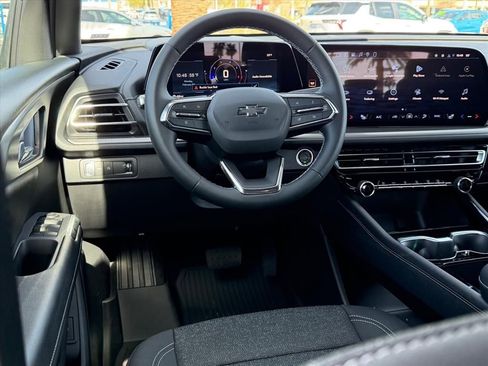 New 2026 Chevrolet Traverse LT w/ Midnight/Sport Edition image 7