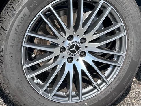 Certified 2026 Mercedes-Benz GLC 300 4MATIC image 9