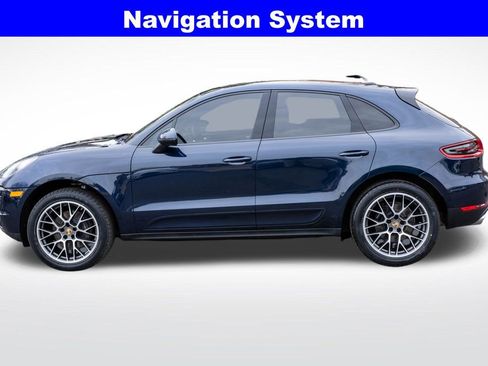 Used 2018 Porsche Macan Sport Edition image 4