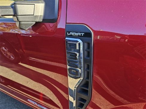 Used 2024 Ford F350 Lariat w/ Lariat Ultimate Package image 10