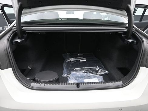 New 2027 BMW 530i RWD image 27
