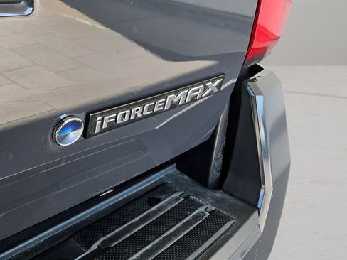 Used 2025 Toyota Tacoma TRD Sport image 9