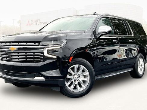 Used 2024 Chevrolet Suburban Premier AWD/4WD image 1