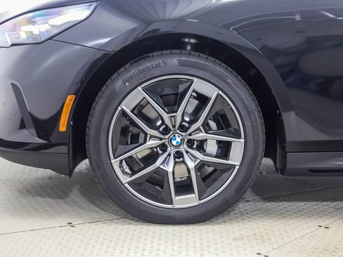 Used 2026 BMW 530i xDrive 530i xDrive w/ Premium Package image 3