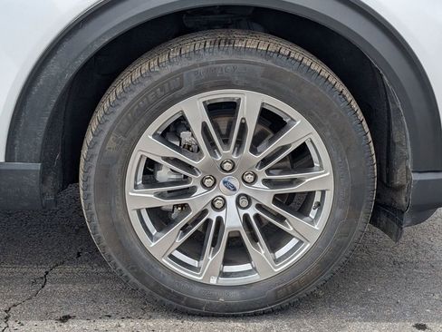 New 2025 Ford Explorer Active w/ Active Comfort Package AWD/4WD image 19