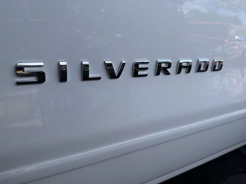 Used 2018 Chevrolet Silverado 1500 LT w/ All Star Edition AWD/4WD image 31