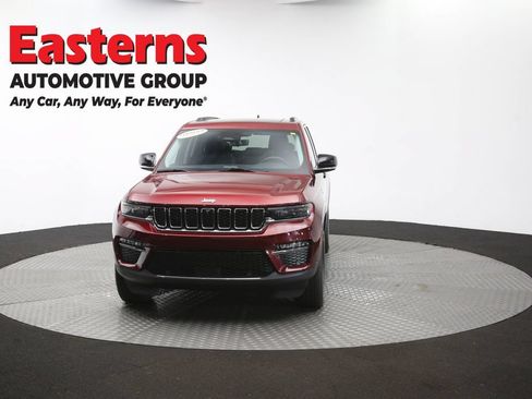 Used 2022 Jeep Grand Cherokee Limited 4xe w/ Luxury Tech Group II AWD/4WD image 57