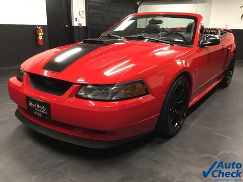 Used 2004 Ford Mustang GT RWD image 5