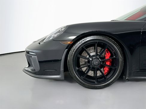 Certified 2019 Porsche 911 GT3 image 11