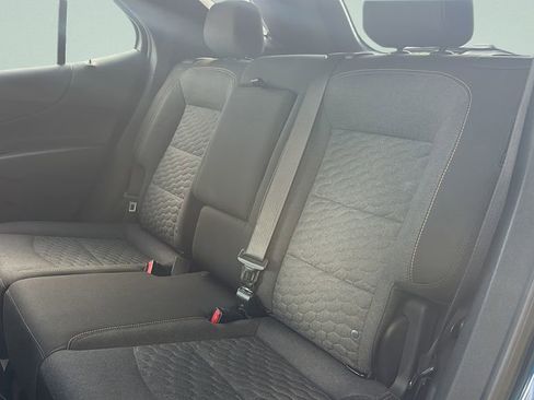Used 2021 Chevrolet Equinox LT image 29