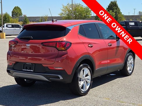 Used 2024 Buick Encore GX Preferred FWD image 5