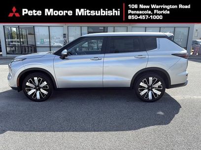 New 2025 Mitsubishi Outlander SE