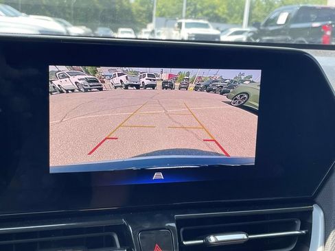 Used 2025 Chevrolet TrailBlazer LT AWD/4WD image 34