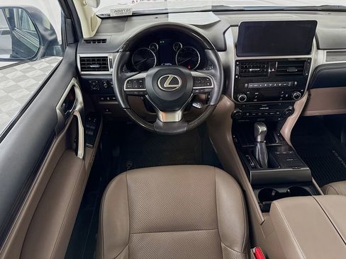 Used 2023 Lexus GX 460 Luxury image 23